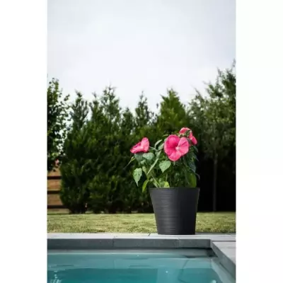 Pot de fleurs GARDEN ID Green Care Sense Noir-Anthracite - 40x34cm - Garantie 10 ans Pot de fleurs GARDEN ID Green Care Sense Noir-Anthracite - 40x34cm - Garantie 10 ans