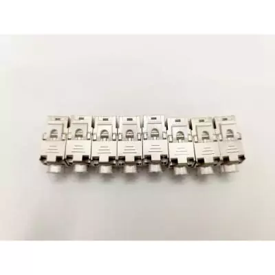 Pack de 8 noyaux keystone RJ45 Cat.6a - LINEAIRE - PRC624AK8 - 2 avec façades colorées Pack de 8 noyaux keystone RJ45 Cat.6a - LINEAIRE - PRC624AK8 - 2 avec façades colorées