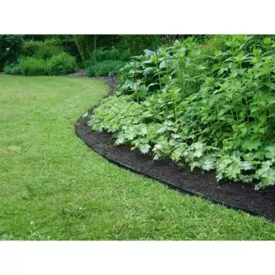Bordure de jardin en caoutchouc recyclé - GARDEN ID Eco Border - 5 m Bordure de jardin en caoutchouc recyclé - GARDEN ID Eco Border - 5 m
