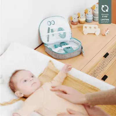 Ensemble de soin pour bébé Babymoov avec 9 accessoires et thermomètre digital Ensemble de soin pour bébé Babymoov avec 9 accessoires et thermomètre digital