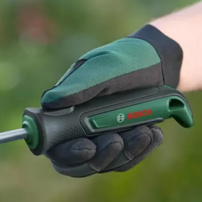 Griffe à Main: Pratique et Efficace