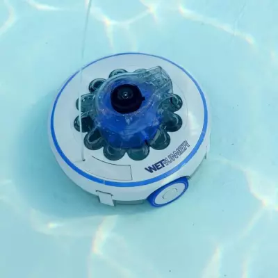 Robot de nettoyage pour piscine hors-sol - Batterie rechargeable - Puissance 27W Robot de nettoyage pour piscine hors-sol - Batterie rechargeable - Puissance 27W