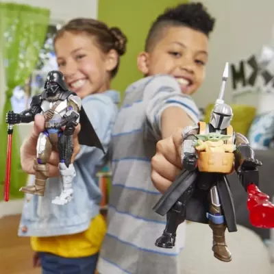 Personnalisez et mélangez Dark Vador avec accessoires Star Wars!