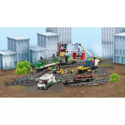 LEGO City 60198: Le Train de Marchandises Télécommandé - Fun et facile à monter!