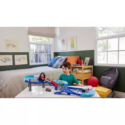 Disney Pixar Cars Disney · Pixar – Coffret Cars Circuit de Course GRC Global Racers Cup