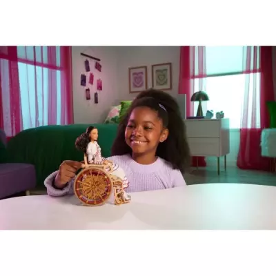 Poupée Mattel Wicked Nessarose avec tenue et accessoires - HXY36 Poupée Mattel Wicked Nessarose avec tenue et accessoires - HXY36
