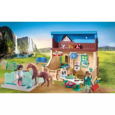 Découvrez le Centre de Thérapie des Chevaux avec ce Set PLAYMOBIL 71352!