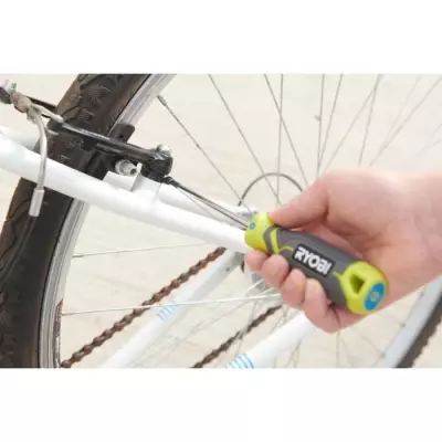 Ensemble de 4 tournevis magnétiques RYOBI - Précis et confortables