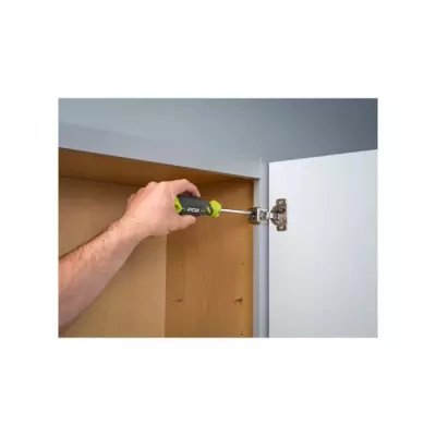 Ensemble de 7 tournevis magnétiques RYOBI - Pratique et efficace