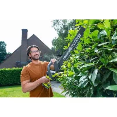 Taille-haies RYOBI LINEA 18V ONE+ - design en ligne - lames 45 cm - écartement 22 mm
