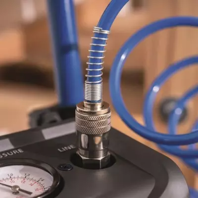 Compact et puissant: Compresseur d'air ultra-silencieux 20L Scheppach