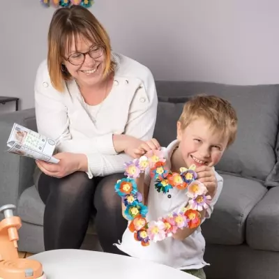 Recharges de 16 fleurs Smoby pour loisirs créatifs