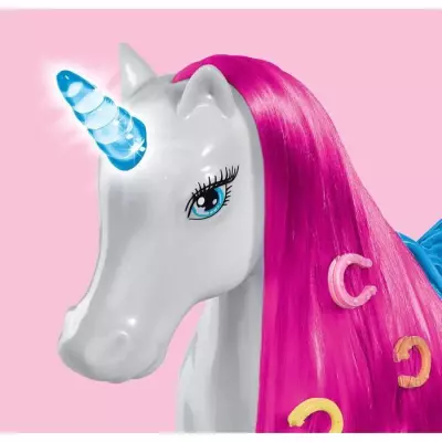 Découvrez la Licorne Lumineuse STEFFI LOVE - Poupée magique