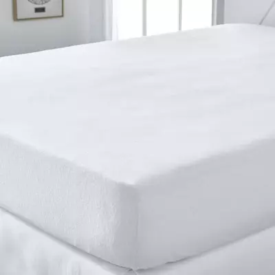 Protège matelas absorbant - TODAY Essential - 90x190 cm - Anti-acarien Protège matelas absorbant - TODAY Essential - 90x190 cm - Anti-acarien
