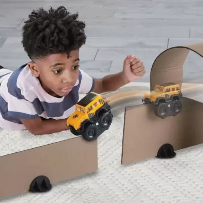 Circuit de course en carton VTECH CAR-BOARD RACERS DINO ADVENTURE - 5 ans + Marron - 31x43x13 cm