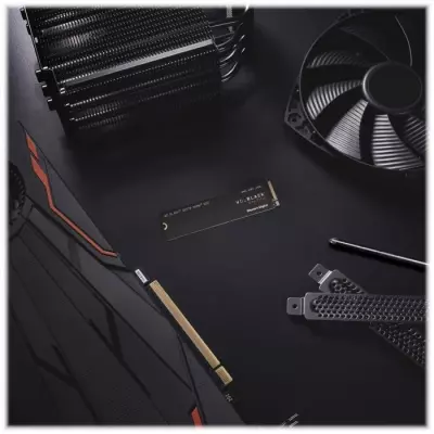 Disque SSD Interne NVMe WD_BLACK 2 To - M.2 2280 - WDS200T3X0E