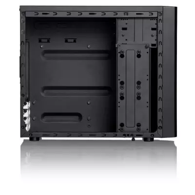 Boîtier PC Micro ATX Fractal Design Core 1000 USB 3.0 - Noir Boîtier PC Micro ATX Fractal Design Core 1000 USB 3.0 - Noir
