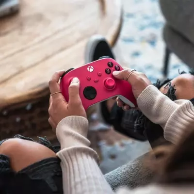 Manette Xbox sans fil Deep Pink - Compact et coloré