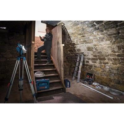 Projecteur LED 2200 lumens Bosch Professional GLI 18V-2200 C - Lampe de chantier