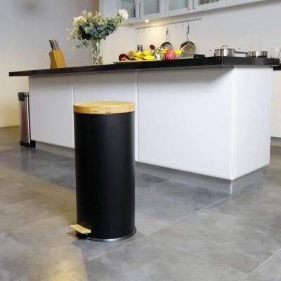 Poubelle de cuisine à pédale Forest - 30L - Noir mat