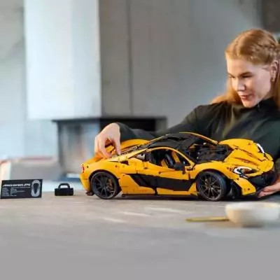 Construisez votre propre hypercar avec le LEGO Technic 42172 McLaren P1