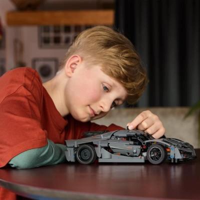 Assemblez la LEGO Technic 42173 Hypercar Koenigsegg Jesko Absolut Grise en un clin d'œil!