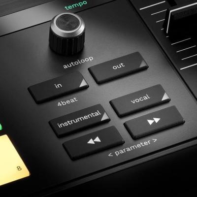 Contrôleur DJ motorisé HERCULES DJCONTROL INPULSE T7 - Platines noires
