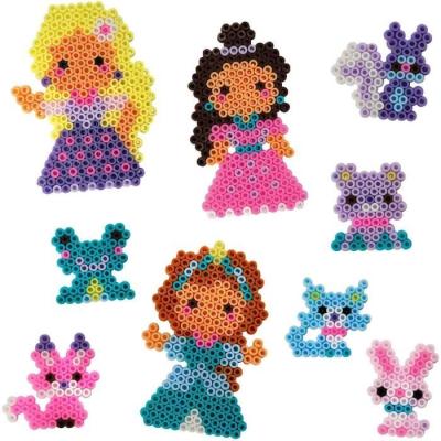 Créez des princesses et animaux avec les perles à repasser SES CREATIVE
