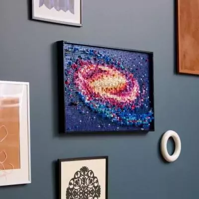 Créez une Galaxie Épique avec LEGO Art 31212 - Set Déco Mural