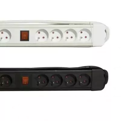 Multiprise CHACON Bloc 8 prises 16A avec 2 interrupteurs noir