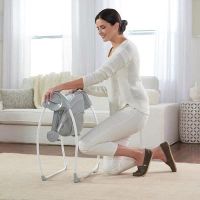 Balancelle électrique pliable avec arche de jeu - Réglages balancement, minuterie - Foret