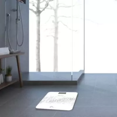 Balance électronique parlante Voice 180kg / 100g - Noir Balance électronique parlante Voice 180kg / 100g - Noir