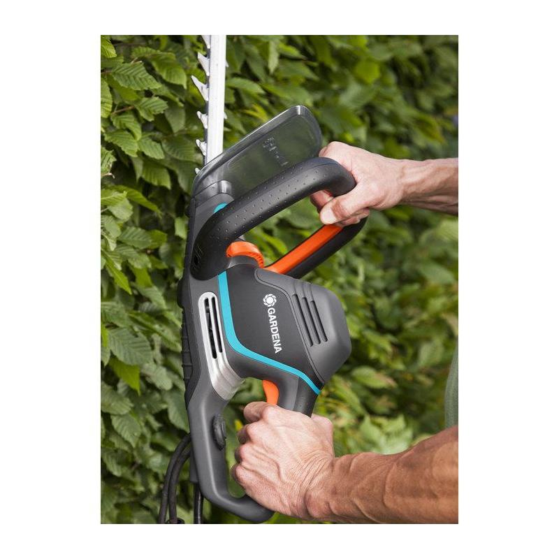 Taille-haie électrique GARDENA PowerCut 700/65 - Performant et précis