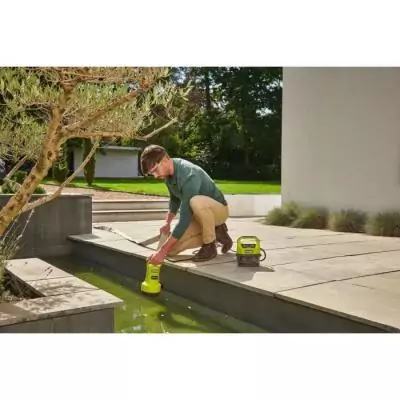 Pompe d'évacuation 18V RYOBI - Puissante et polyvalente