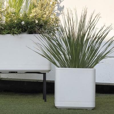 Pot de fleur Cube DEROMA Cosmo Perle 38 cm avec réserve d'eau et roulettes