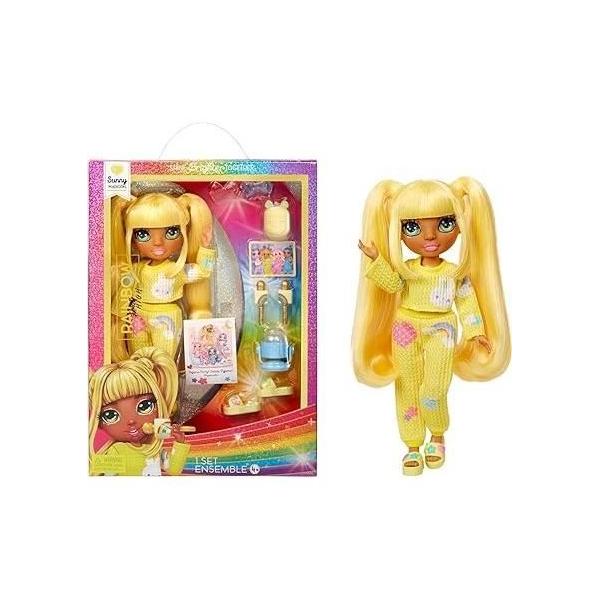 Junior High Pyjama Party - Poupée mannequin articulée 22 cm - Sunny (Jaune) - Nombreux accessoires - a partir de 4 ans