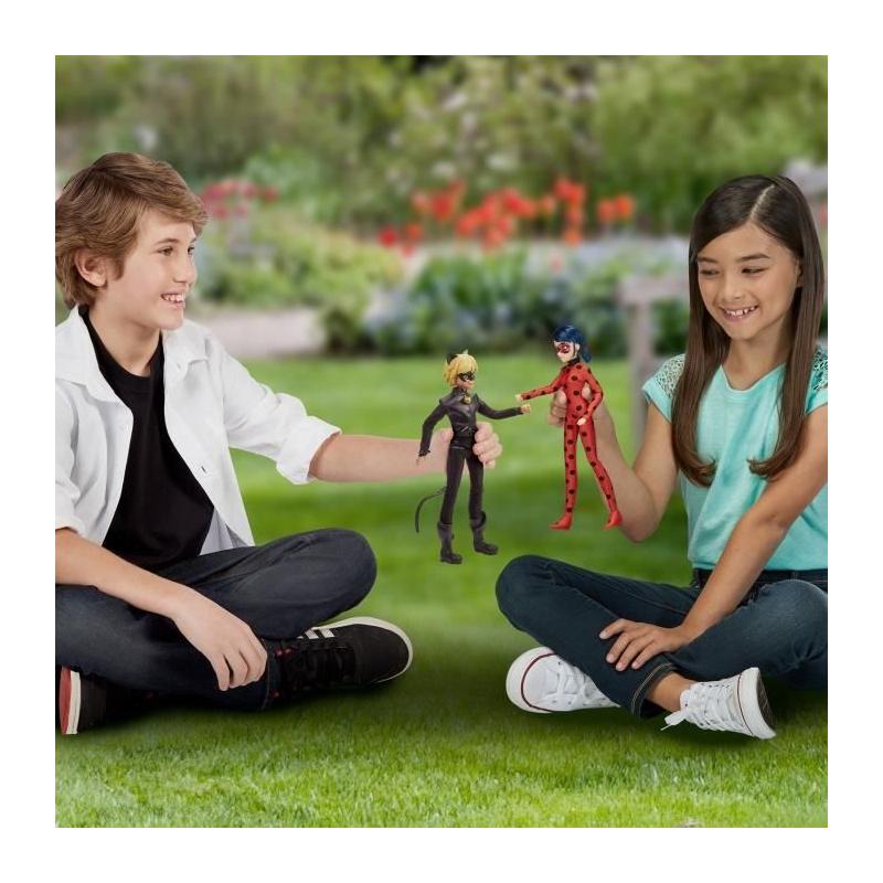 Pack de 2 Poupées mannequin 26 cm Miraculous Ladybug - Revivez les aventures!