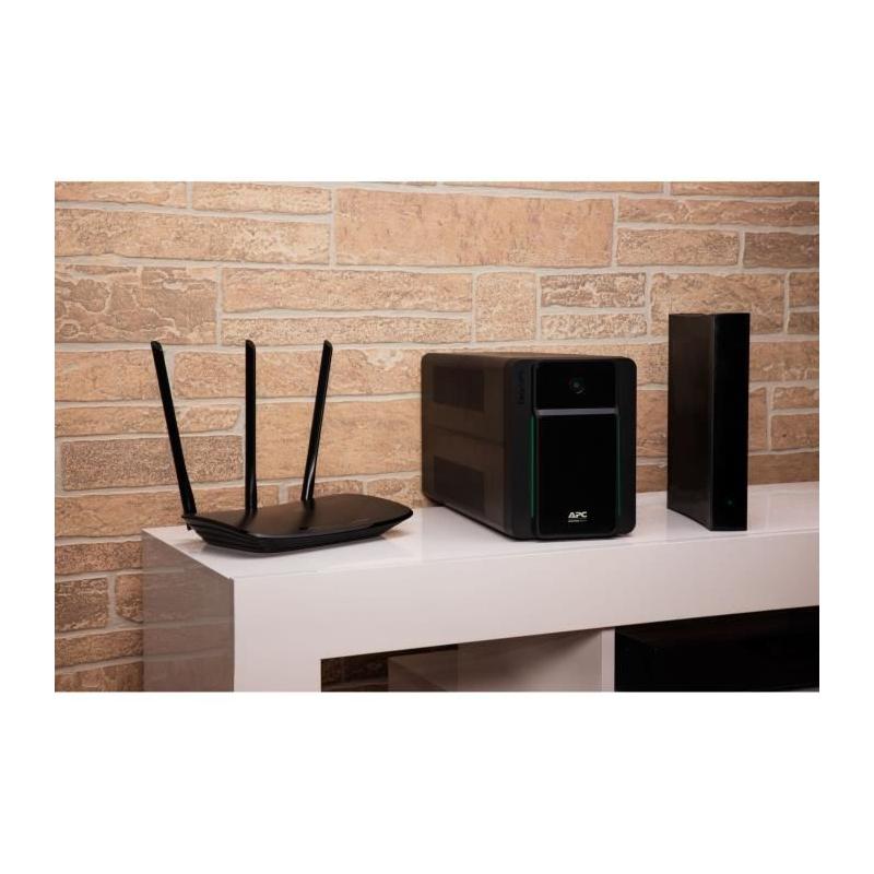 Onduleur APC Easy UPS BVX Series BVX2200LI-GR - 2200VA