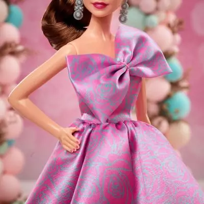 Barbie Signature – Poupée Joyeux Anniversaire