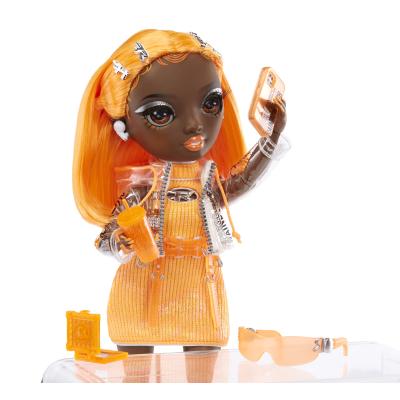 Rainbow High S23 Poupée mannequin - Michelle St. Charles (Orange)