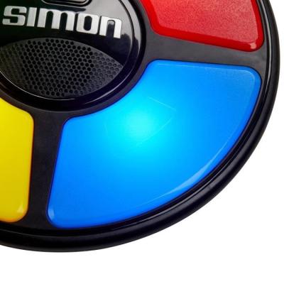 Hasbro Jeu Simon