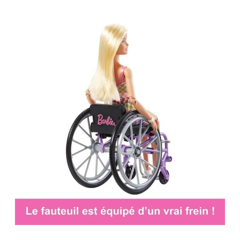 Barbie Fashionistas HJT13 avec fauteuil roulant - Poupée 