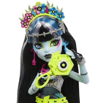 Poupée Monster High Frankie Stein Monster Fest - Accessoires Inclus