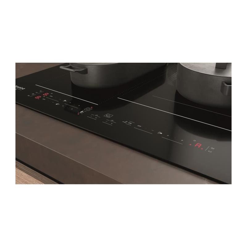 Table de cuisson induction Hotpoint - 3 zones - Noir - Puissance totale 7200W