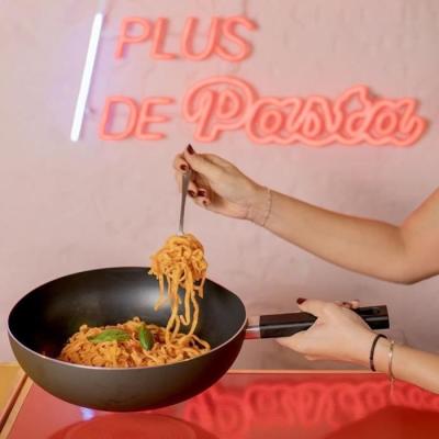 Wok Premier Chef 32 cm - Antiadhésif sans PFOA ni PFOS - Manche silicone