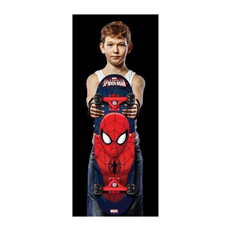 Planche à roulettes SPIDERMAN 28 x 8 - Skateboard pour tous les fans!