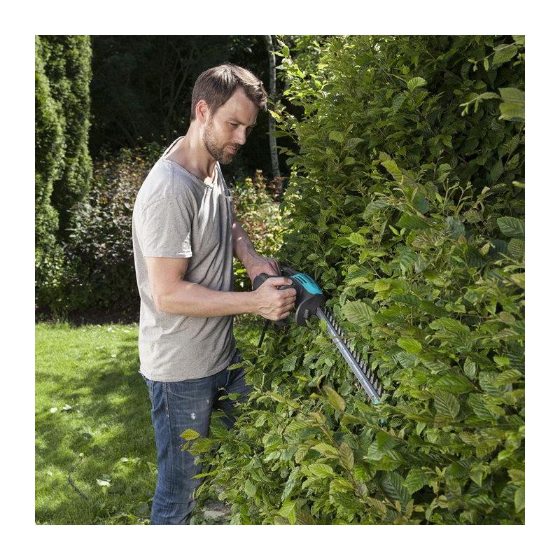 Taille-haie électrique GARDENA EasyCut 450/50 - Performant et ergonomique