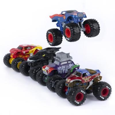 Pack de 5 véhicules DIE-CAST 1:64 DC Comics Monster Jam