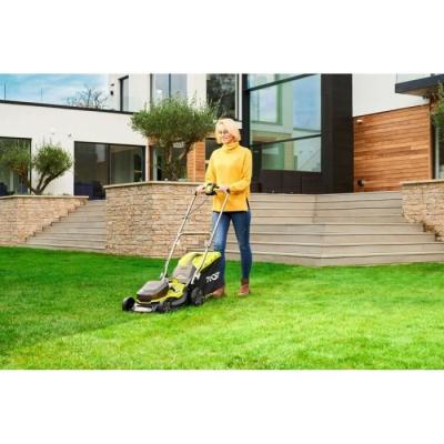 Tondeuse HYBRIDE 36V RYOBI - Coupe 37 cm + 2 batteries 5 Ah & charg.