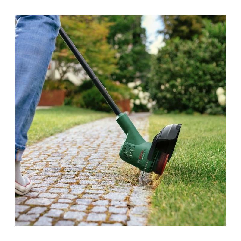 Coupe-bordures BOSCH EasyGrassCut 18V-26 - Coupe 26 cm